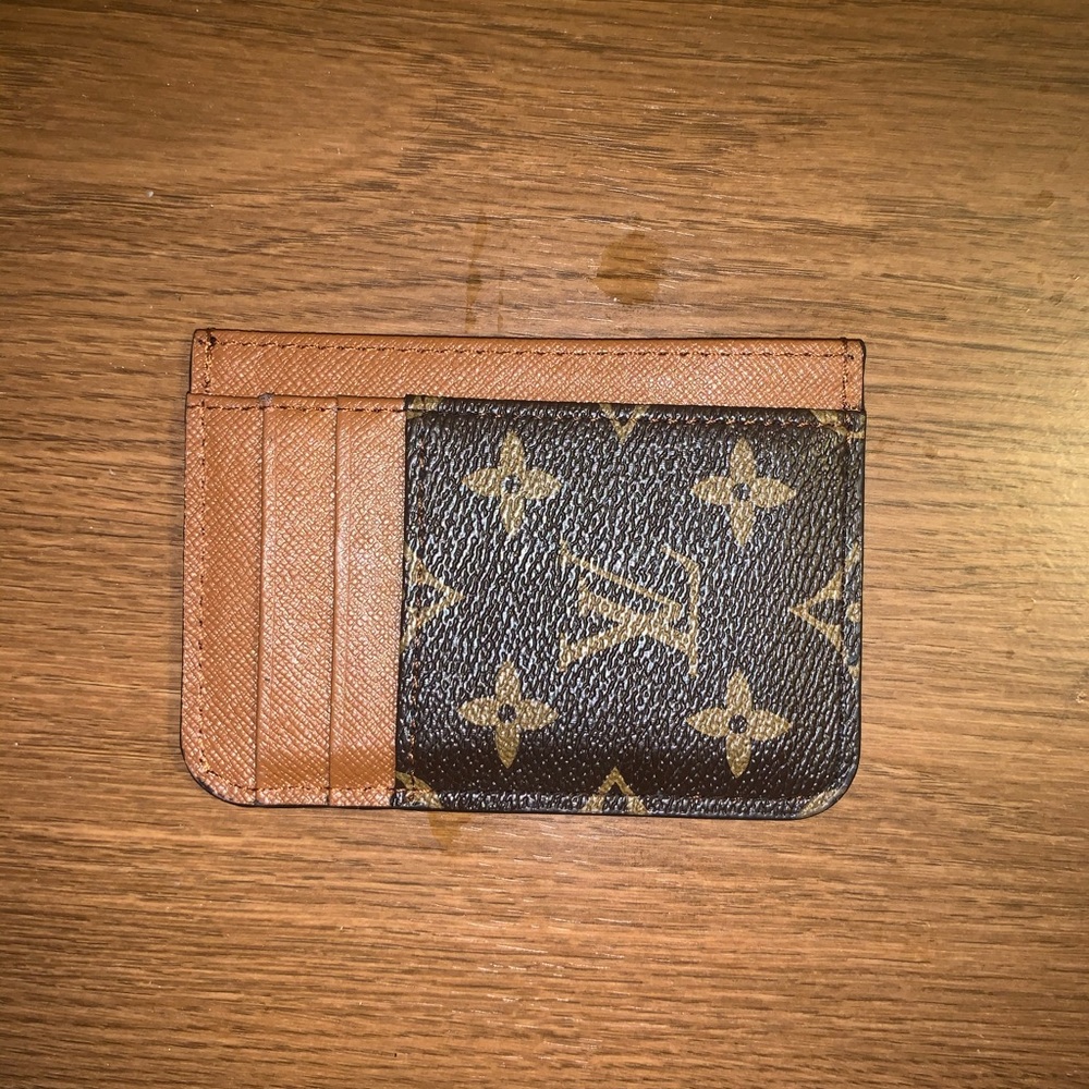 Louis Vuitton Men’s Cardholder